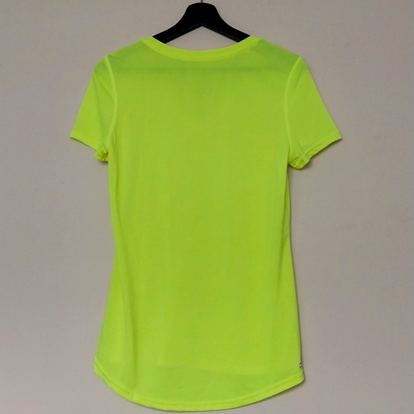 Danskin Now Neon Green Short Sleeves V Neck Semi Fitted Pullover T Shirt Sz M - Picture 5 of 6